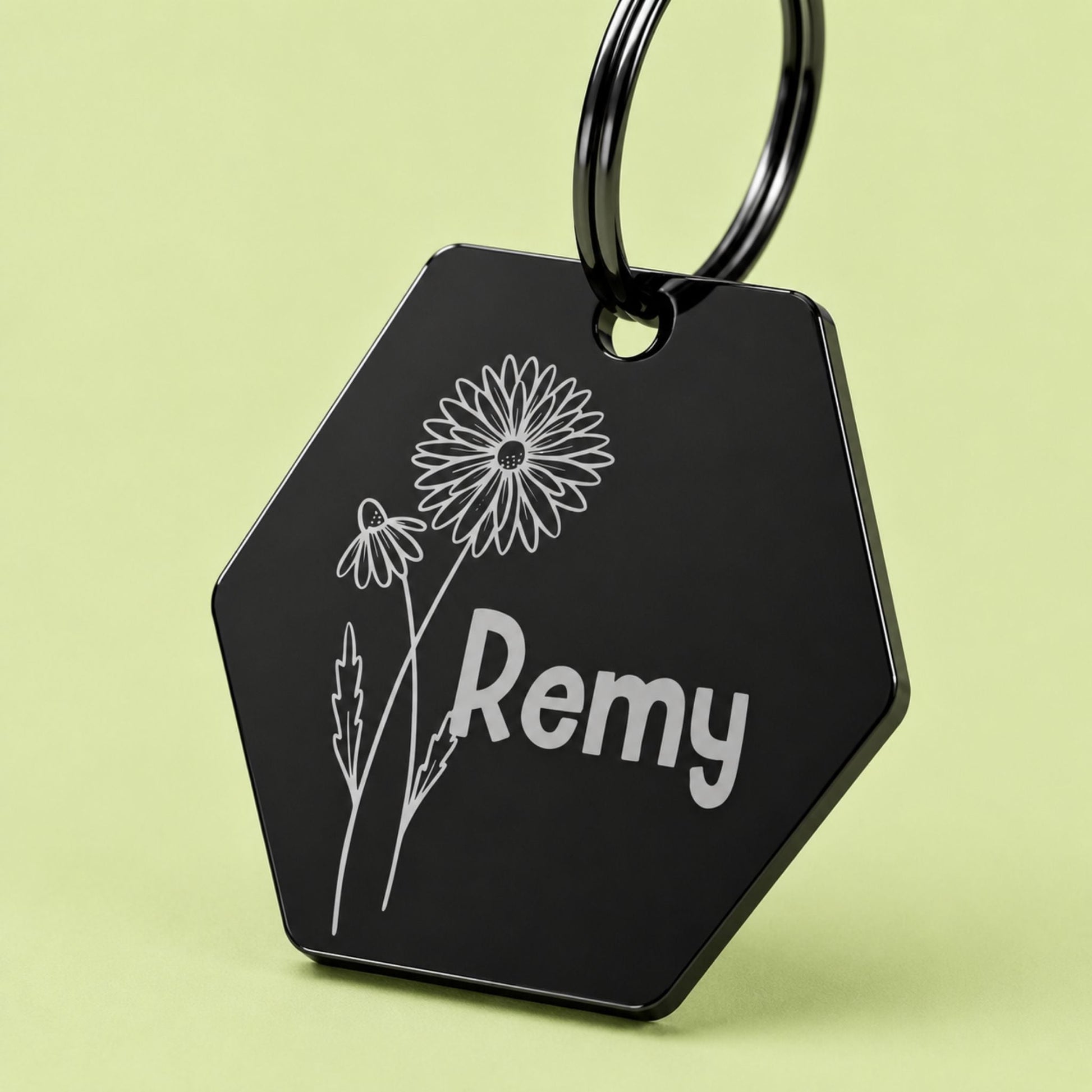 Birth Flower Dog Tag - Daisy Birth Flower Dog Tag, April
