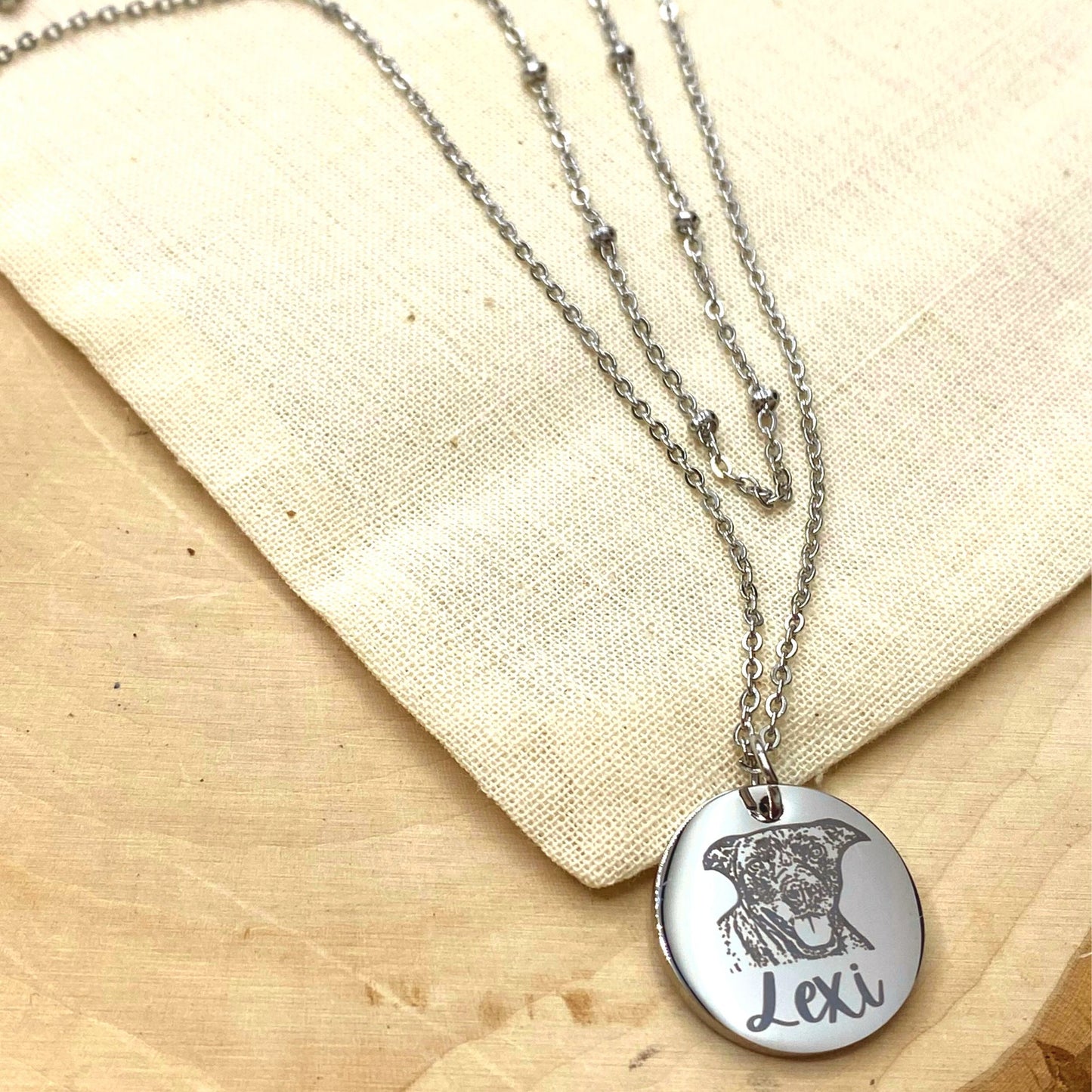 Necklace - Engraved Necklace with Engraved Pet's Face (Gold)